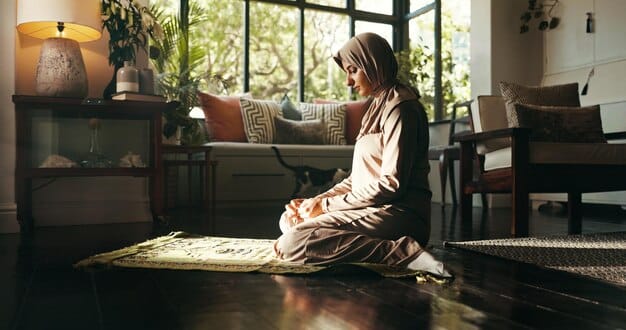 Mindful Decluttering: Peace in Your Home in 1 Weekend