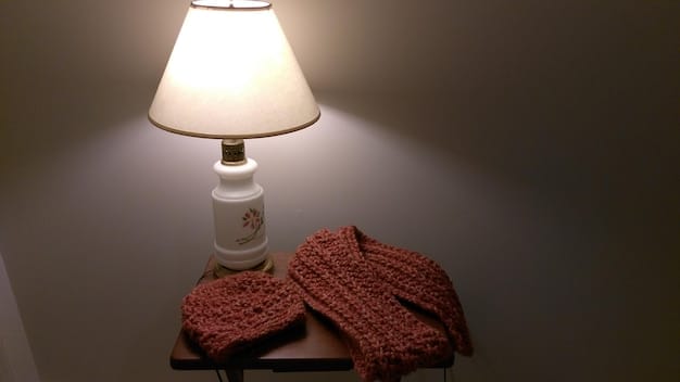 Combat SAD: 5 Expert-Recommended Light Therapy Lamps for Winter 2025