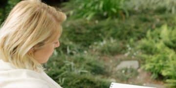 Cultivate Gratitude: Your 30-Day Challenge for Happiness - Cover Image